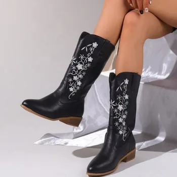Sapatos de senhoras na Venda De 2023 Alta Qualidade Manga Mulheres Botas Outono Dedo Apontado Sólido Bordado de Meio Tubo de Salto Baixo Western Boots